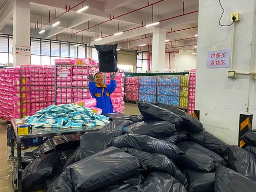 拼多多新品牌計劃全面升級 1年半訂單超4.6億，攝影擴(kuò)印服務(wù)助力經(jīng)濟(jì)雙循環(huán)